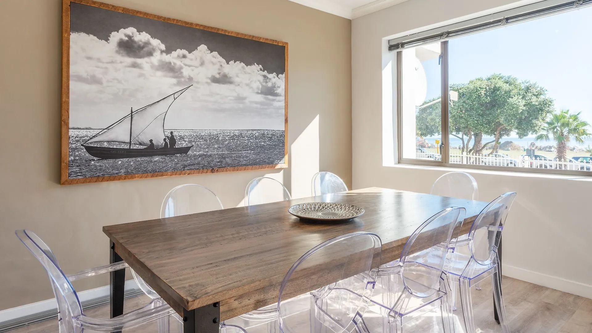 Sherrington Court Suite 1 Cape Town Apartment